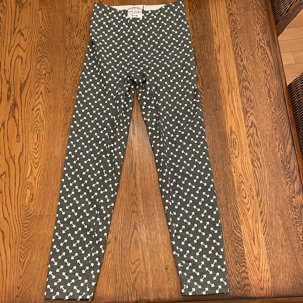 Super cute barbell print leggings